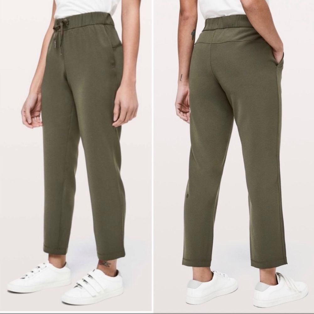 Lululemon on the fly pant new with tags